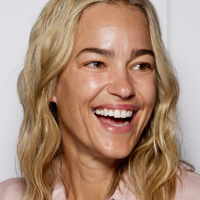 How does Overnight Clarity help stressed-out skin?*