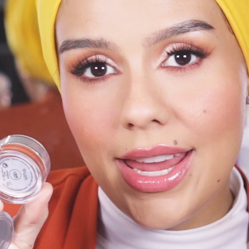 A Dynamic Smoky Eye